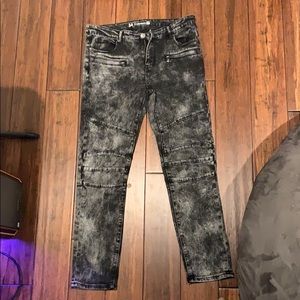 Men’s Waist 34 Black Straight Jeans